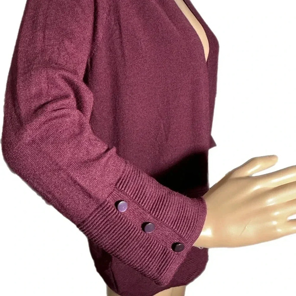 NWT Stitch Fix EVOLUTION by Cyrus Myna Button Sleeve Cardigan Burgundy Small - Picture 6 of 12